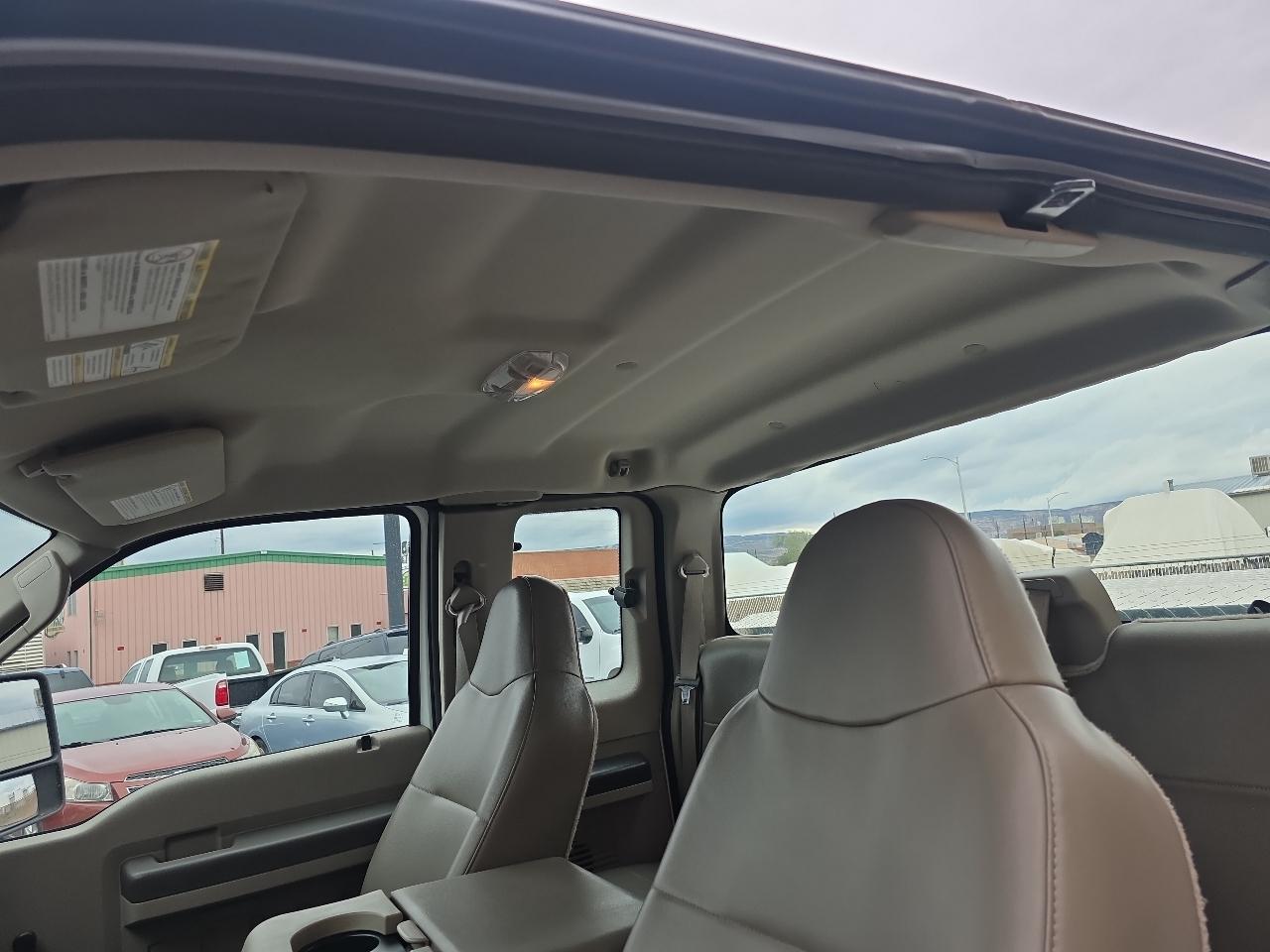 Ford Super Duty F-250 SRW 2WD SuperCab 142" XL 2008