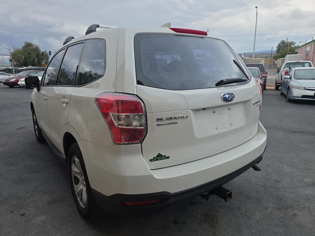 Subaru Forester 4dr Man 2.5i PZEV 2016