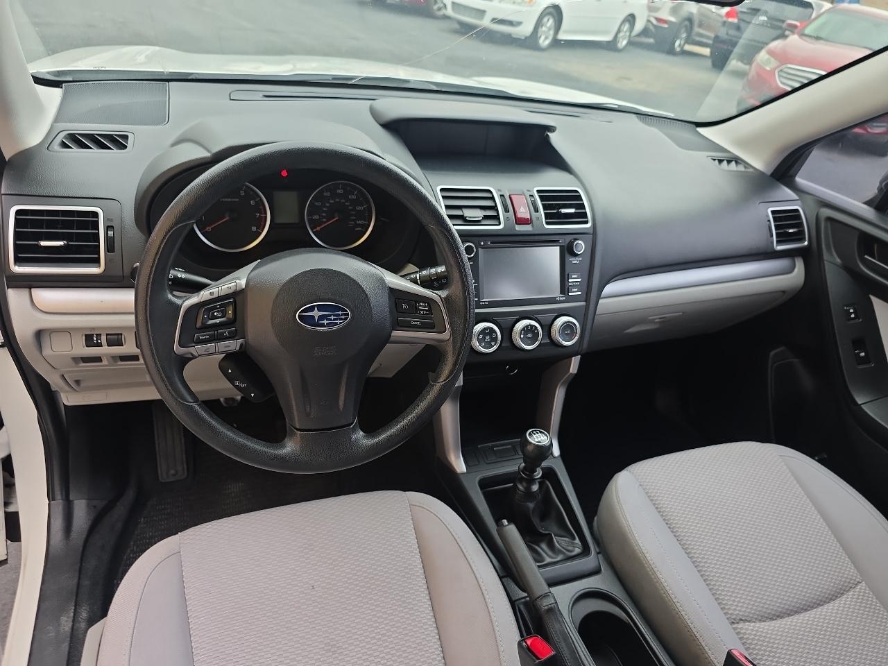 Subaru Forester 4dr Man 2.5i PZEV 2016