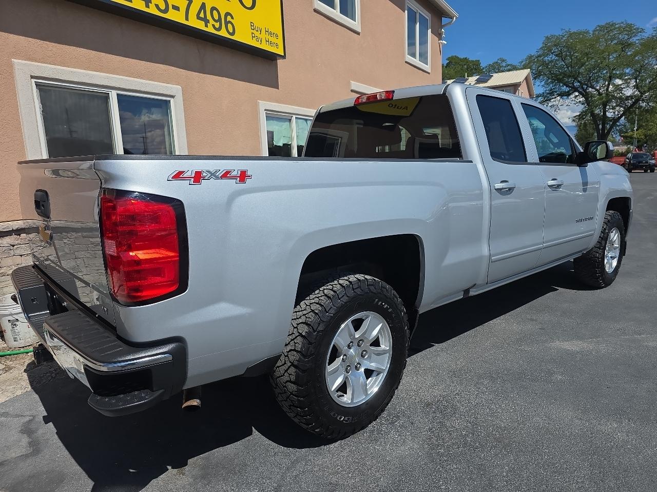 Chevrolet Silverado 1500 4WD Double Cab 143.5" LT w/1LT 2017