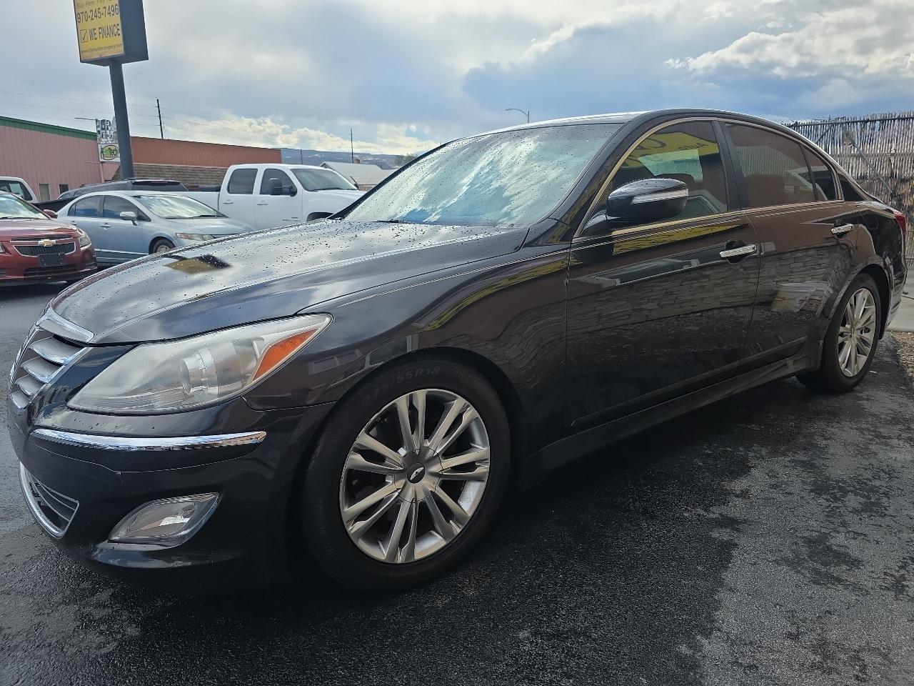 Hyundai Genesis 4dr Sdn V6 3.8L 2014