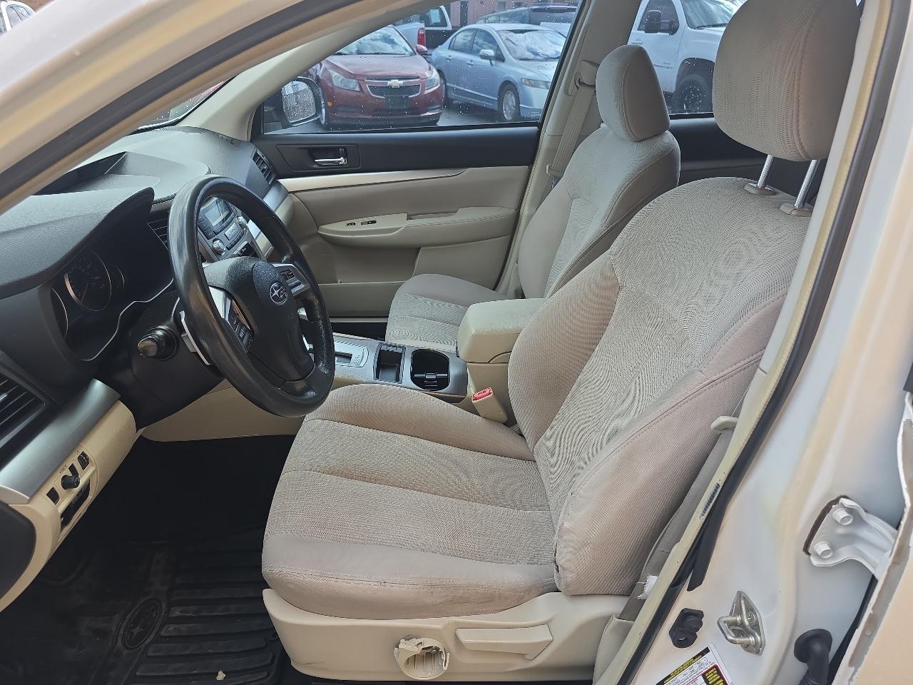 Subaru Outback 4dr Wgn H4 Auto 2.5i 2014
