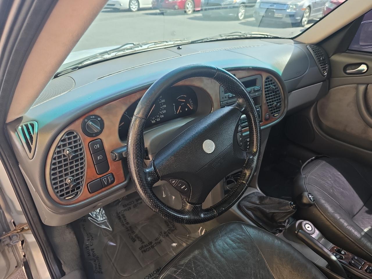 Saab 9-3 5dr HB SE Manual 2001