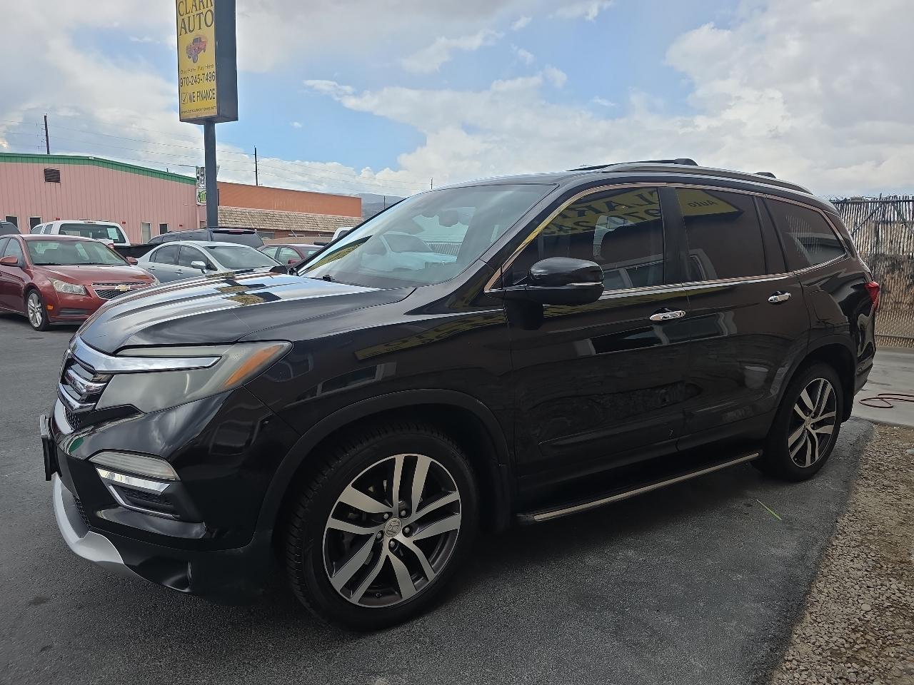 Honda Pilot AWD 4dr Elite w/RES & Navi 2016