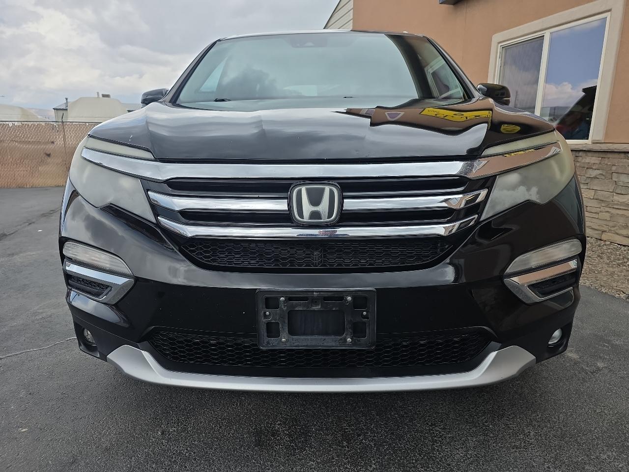 Honda Pilot AWD 4dr Elite w/RES & Navi 2016