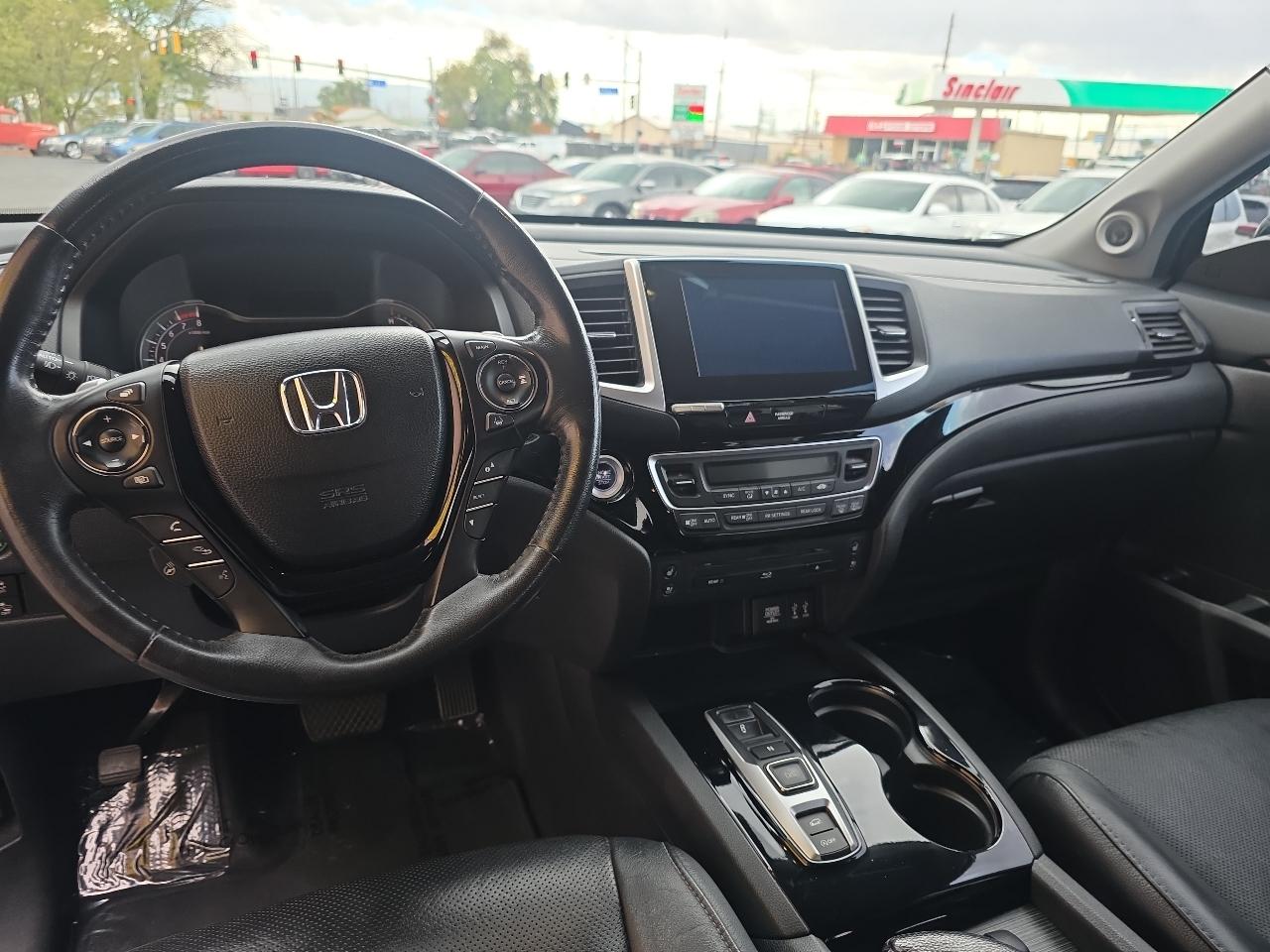 Honda Pilot AWD 4dr Elite w/RES & Navi 2016
