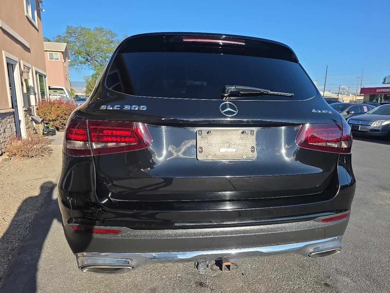 Mercedes-Benz GLC 4MATIC 4dr GLC 300 2016