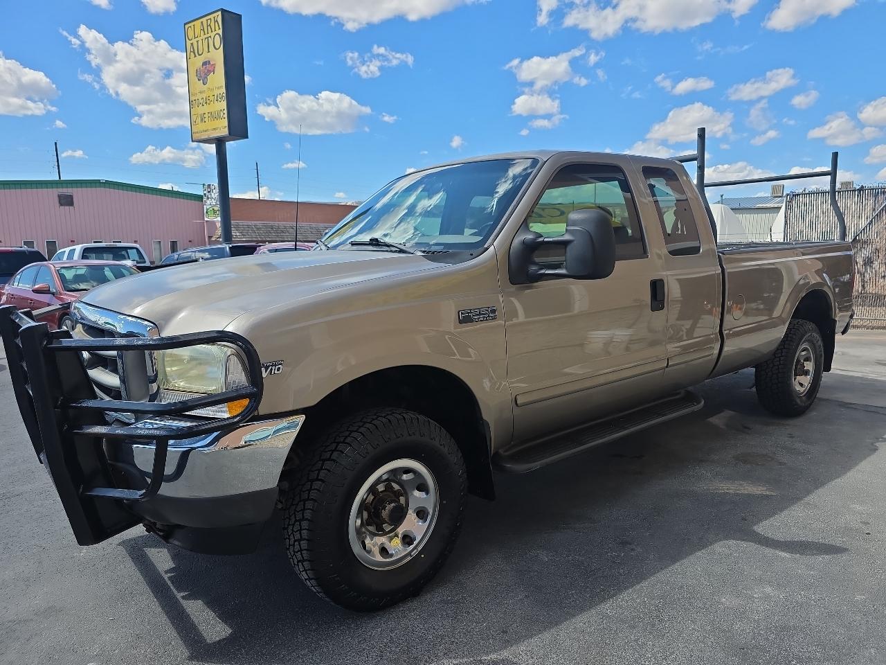 Ford Super Duty F-250 Supercab 142" XLT 4WD 2002