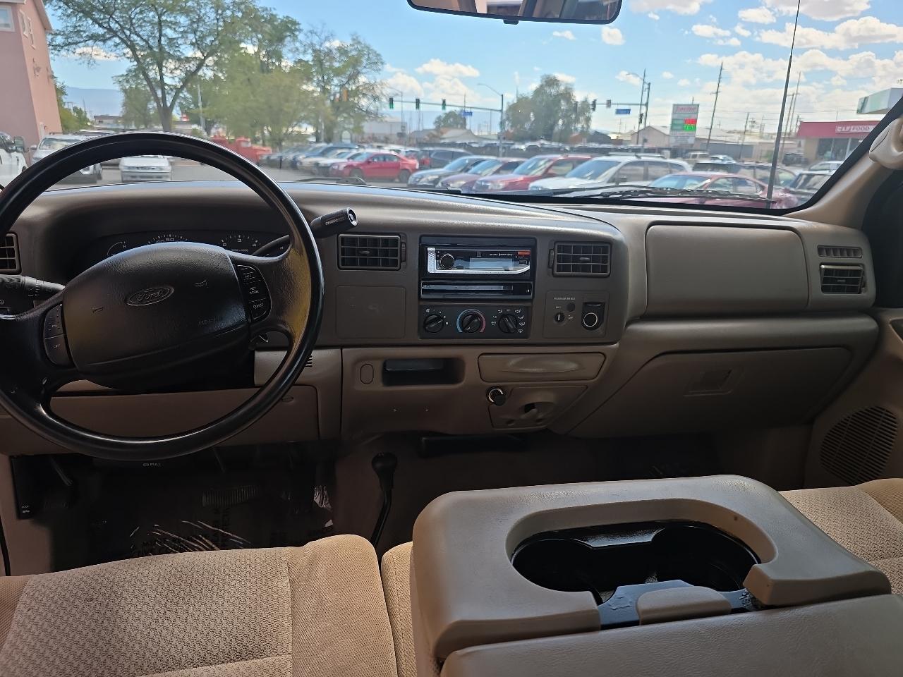 Ford Super Duty F-250 Supercab 142" XLT 4WD 2002