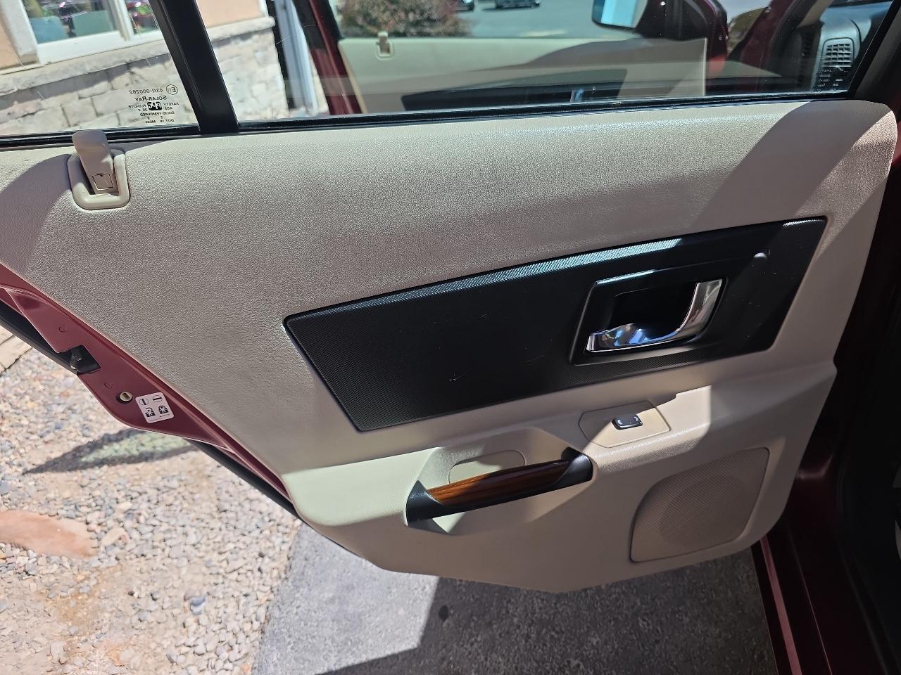 Cadillac CTS 4dr Sdn 2003