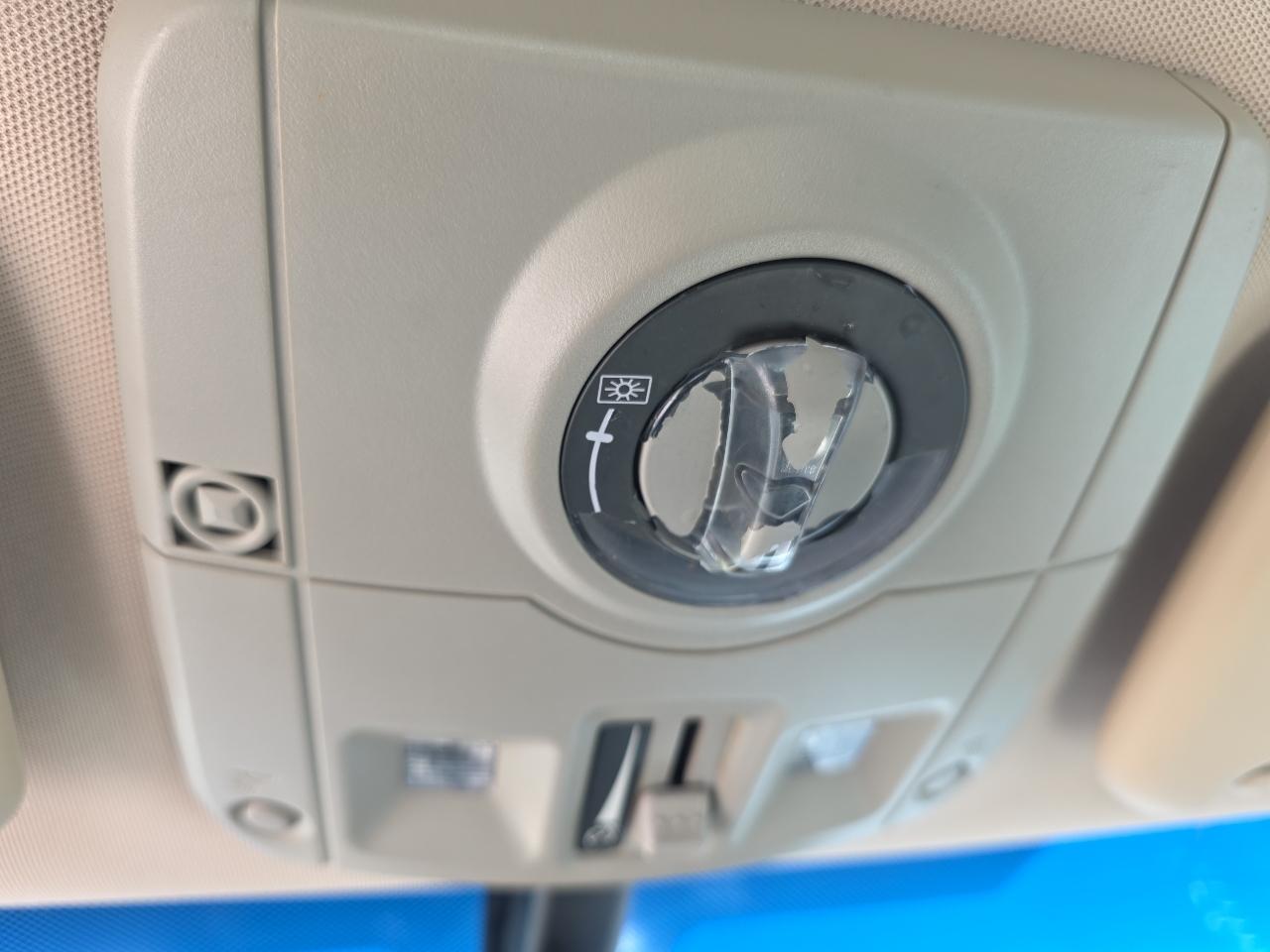 Cadillac CTS 4dr Sdn 2003