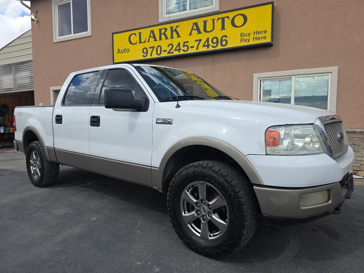 2004 Ford F-150 SuperCrew 139" Lariat 4WD