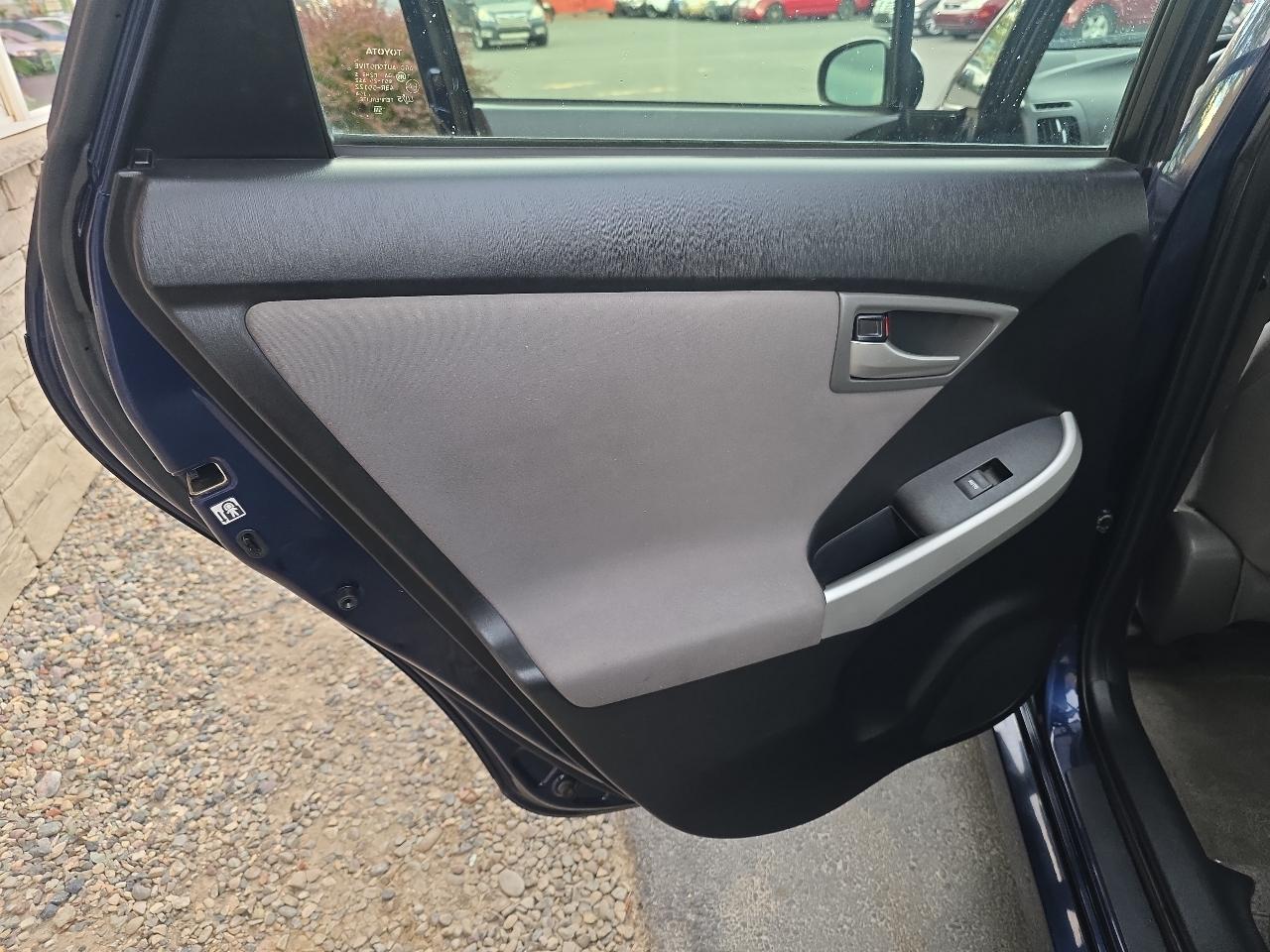 Toyota Prius 5dr HB Persona (Natl) 2013