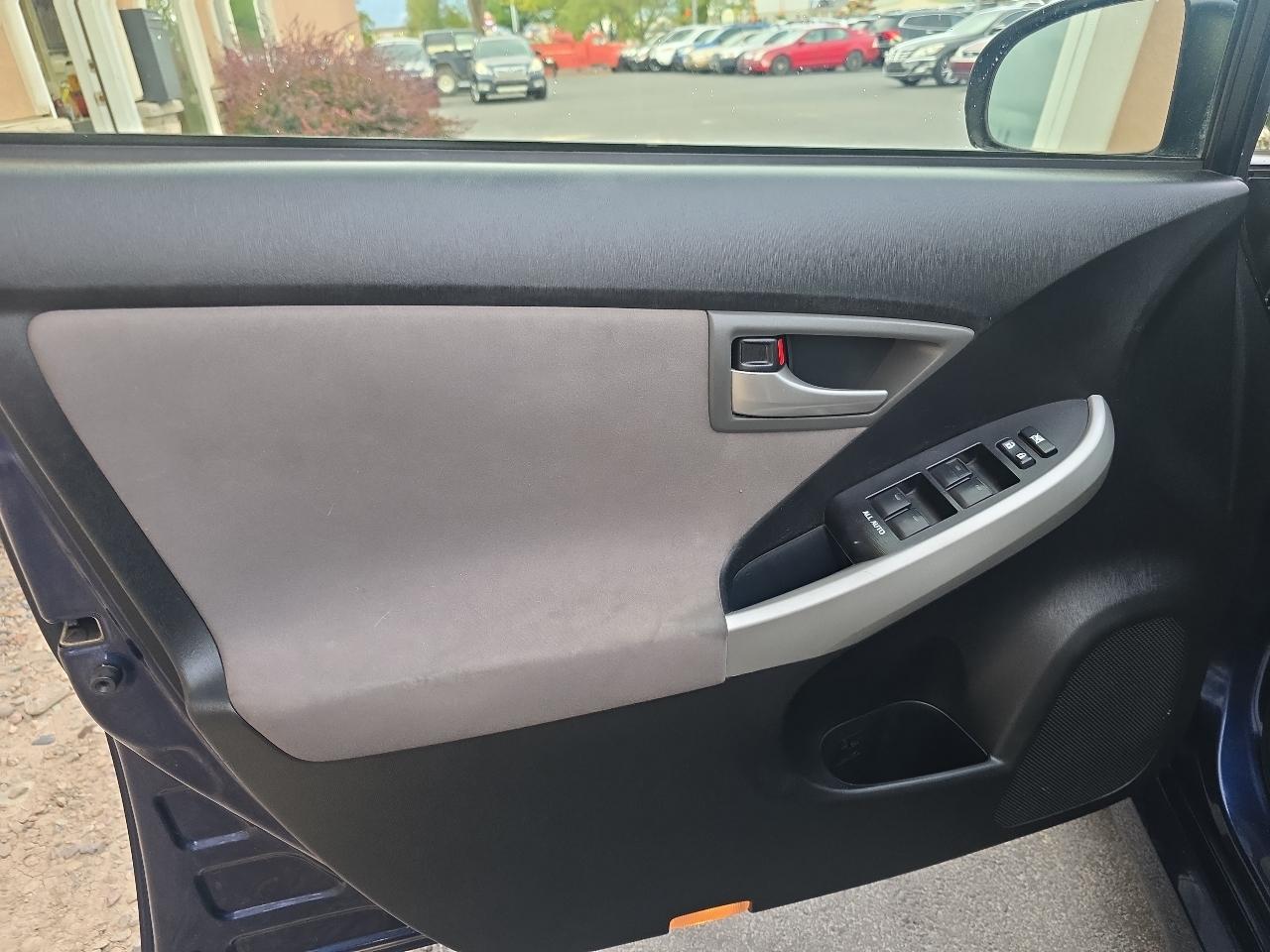 Toyota Prius 5dr HB Persona (Natl) 2013