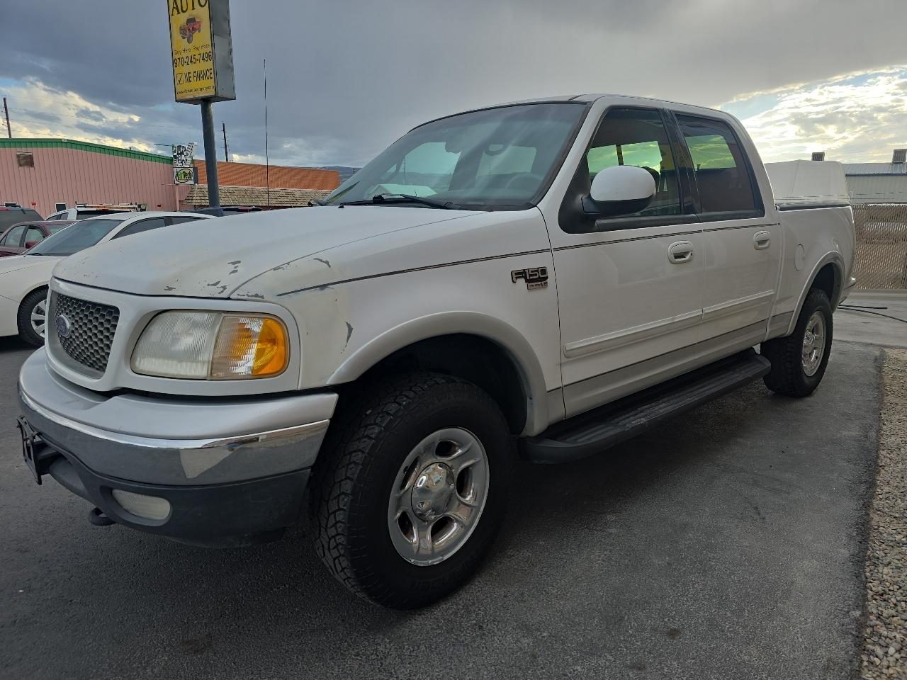 Ford F-150 SuperCrew Crew Cab 139" Lariat 4WD 2001