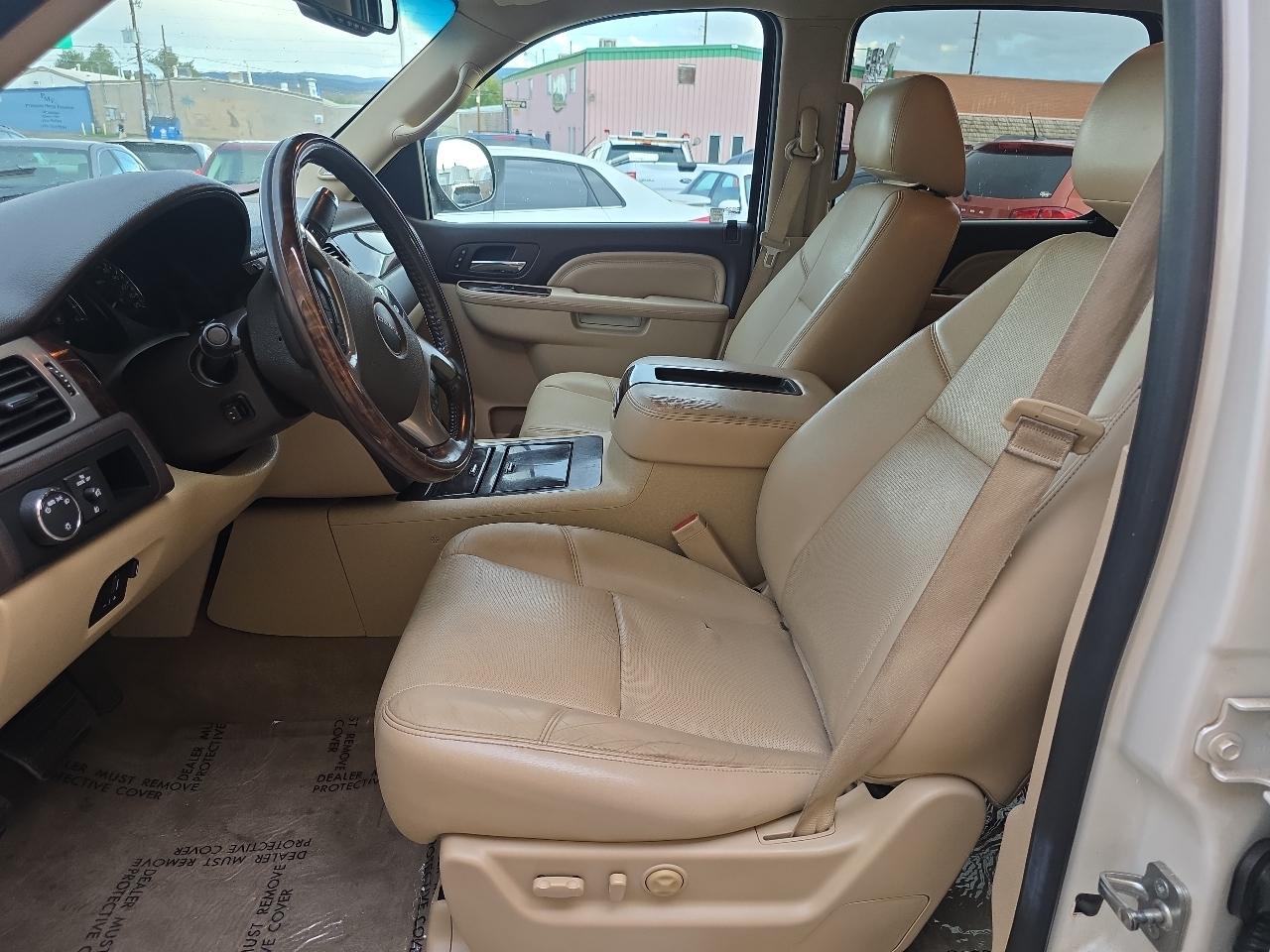 GMC Yukon XL AWD 4dr Denali 2014