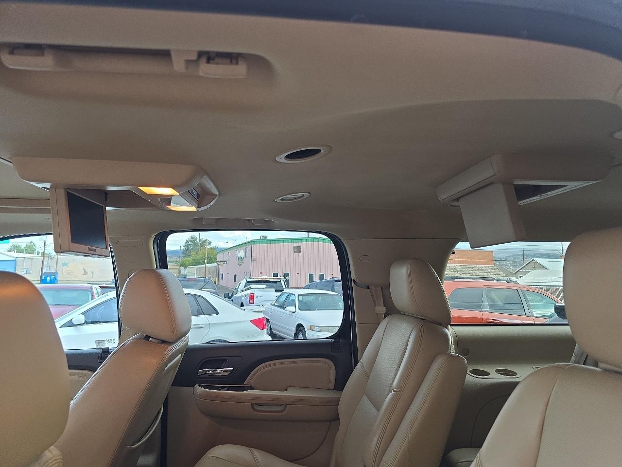 GMC Yukon XL AWD 4dr Denali 2014