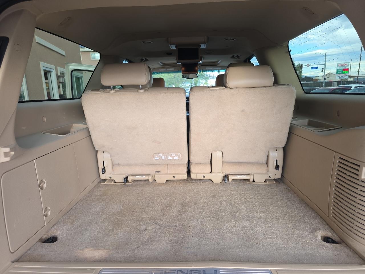 GMC Yukon XL AWD 4dr Denali 2014