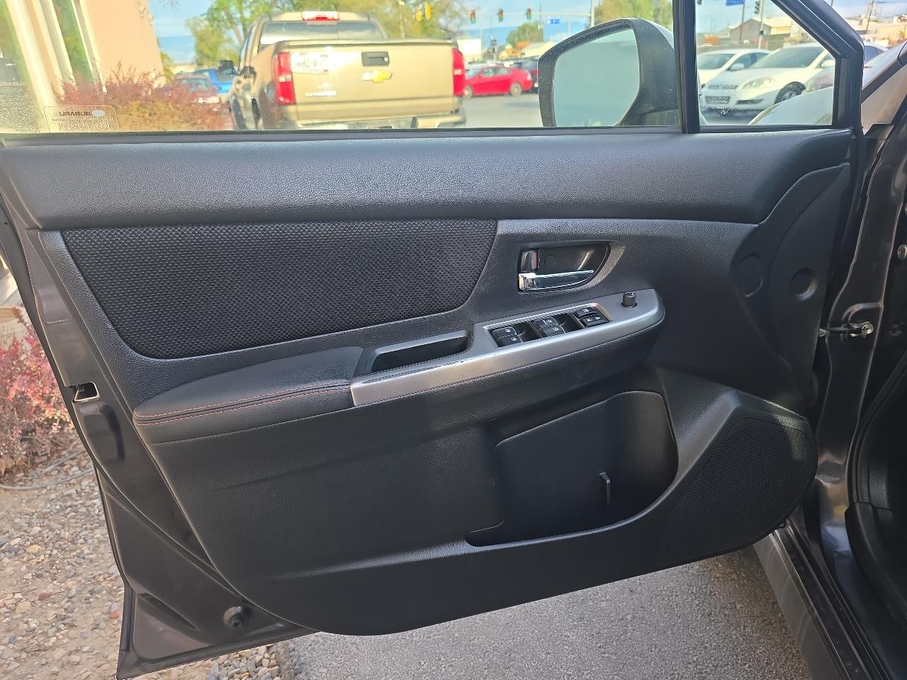 Subaru Crosstrek 5dr CVT 2.0i Premium 2016