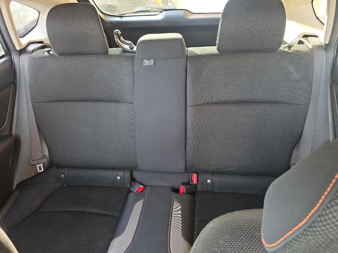 Subaru Crosstrek 5dr CVT 2.0i Premium 2016
