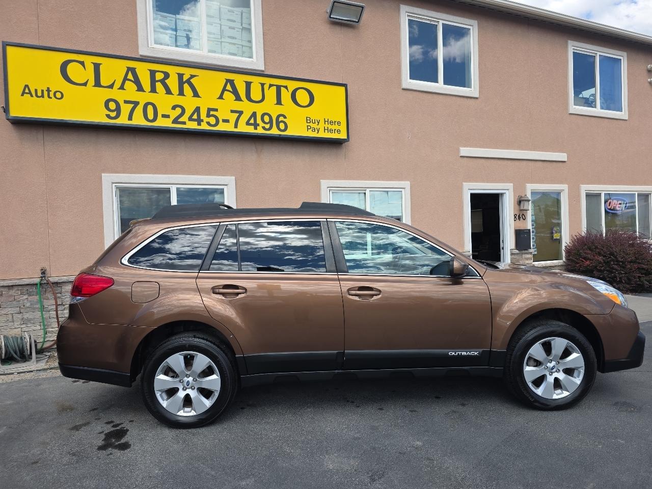 Subaru Outback 4dr Wgn H4 Auto 2.5i Premium 2013