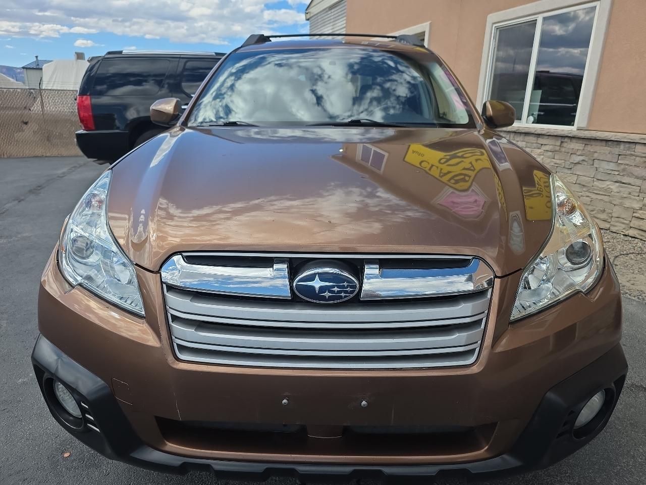 Subaru Outback 4dr Wgn H4 Auto 2.5i Premium 2013