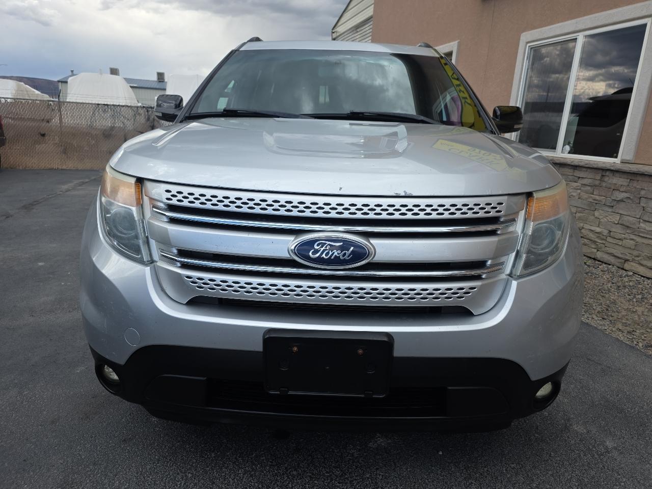 Ford Explorer 4WD 4dr XLT 2012