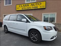 2016 Chrysler Town & Country 