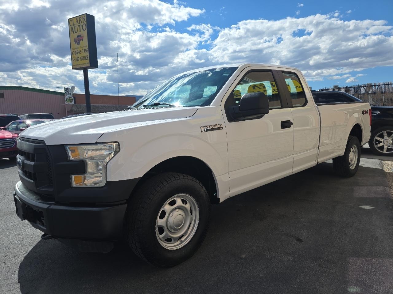 Ford F-150 photo 2