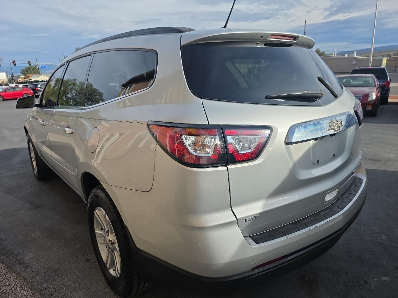 Chevrolet Traverse AWD 4dr LT w/1LT 2013