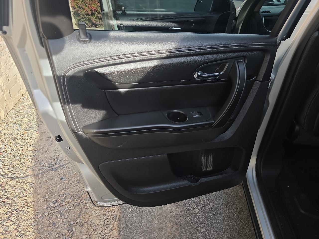 Chevrolet Traverse AWD 4dr LT w/1LT 2013