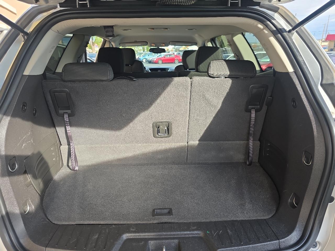 Chevrolet Traverse AWD 4dr LT w/1LT 2013