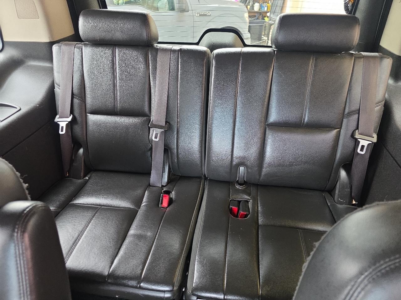 GMC Yukon photo 10