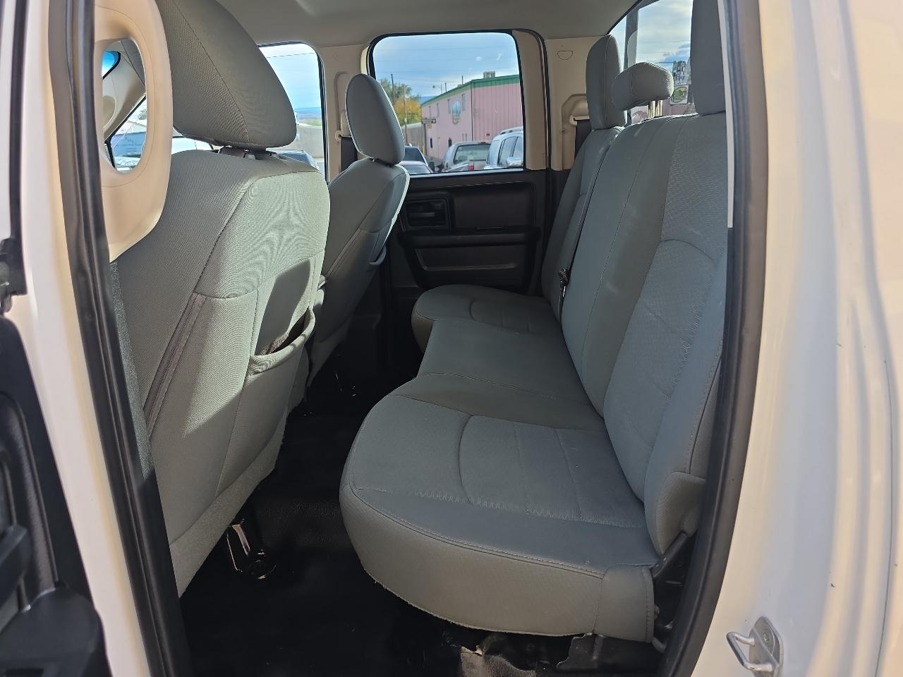 RAM 1500 4WD Quad Cab 140.5" Tradesman 2013