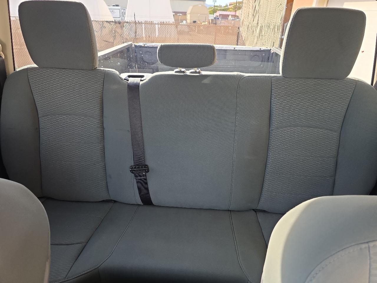 RAM 1500 4WD Quad Cab 140.5" Tradesman 2013