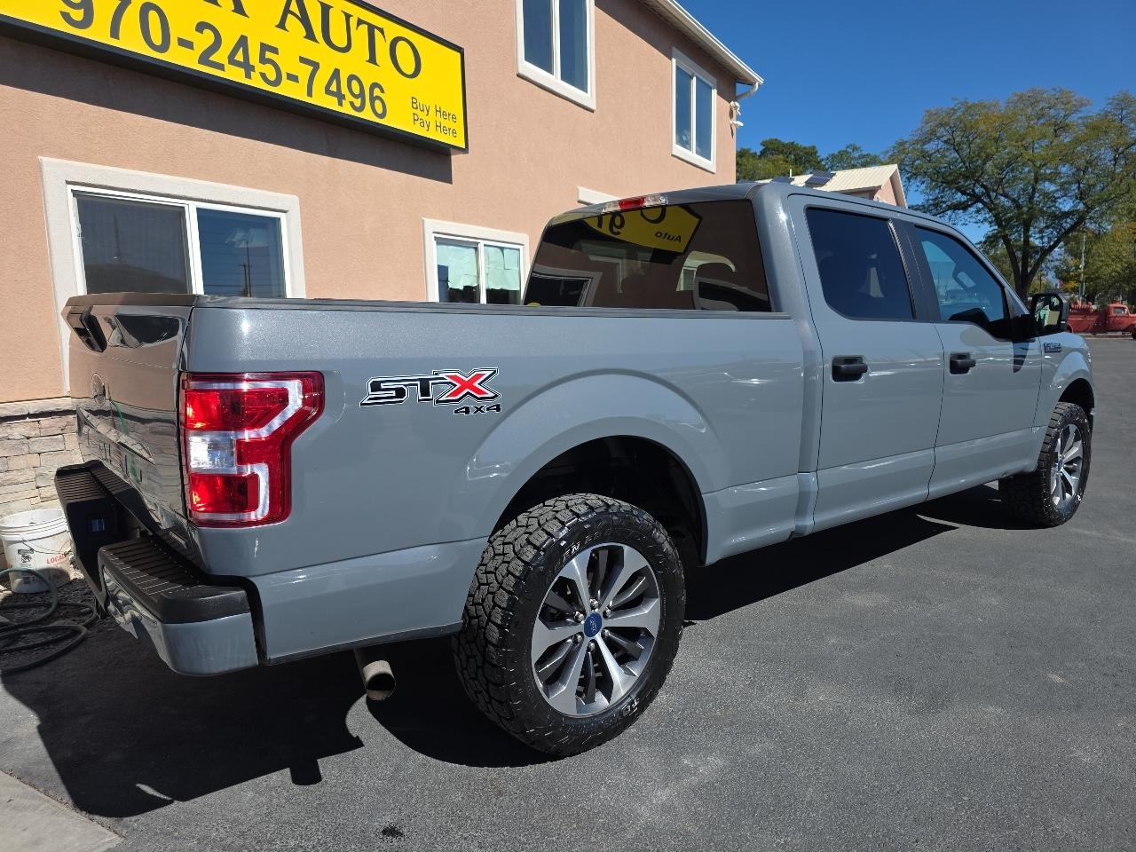 Ford F-150 photo 4