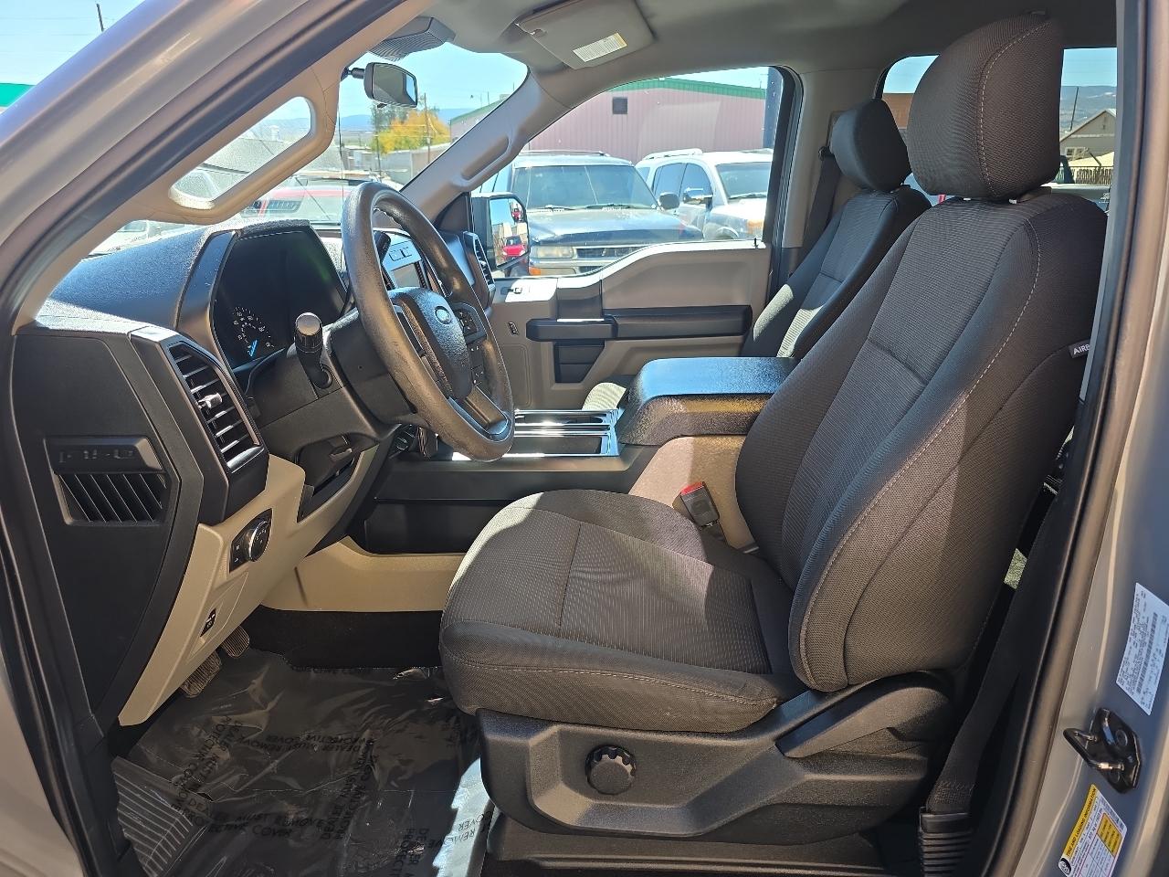Ford F-150 photo 8