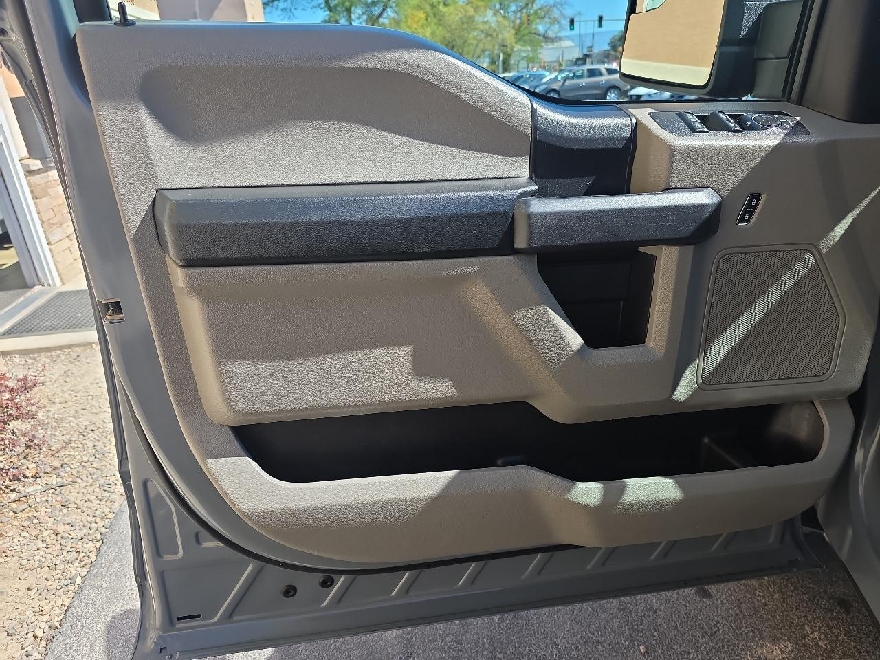 Ford F-150 photo 13