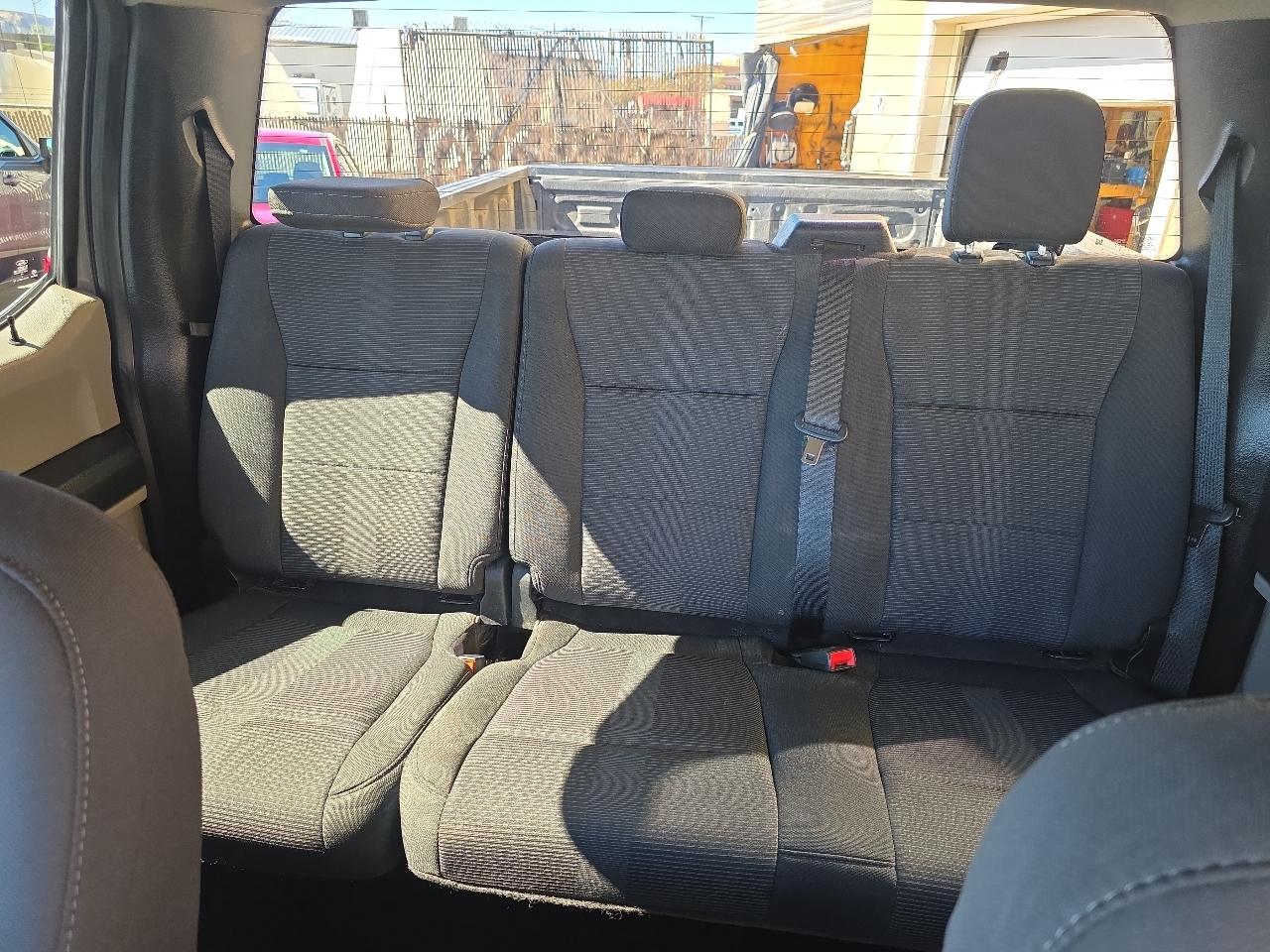 Ford F-150 photo 18