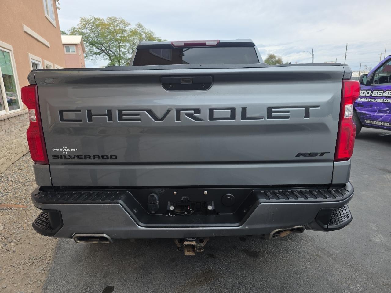 Chevrolet Silverado photo 5