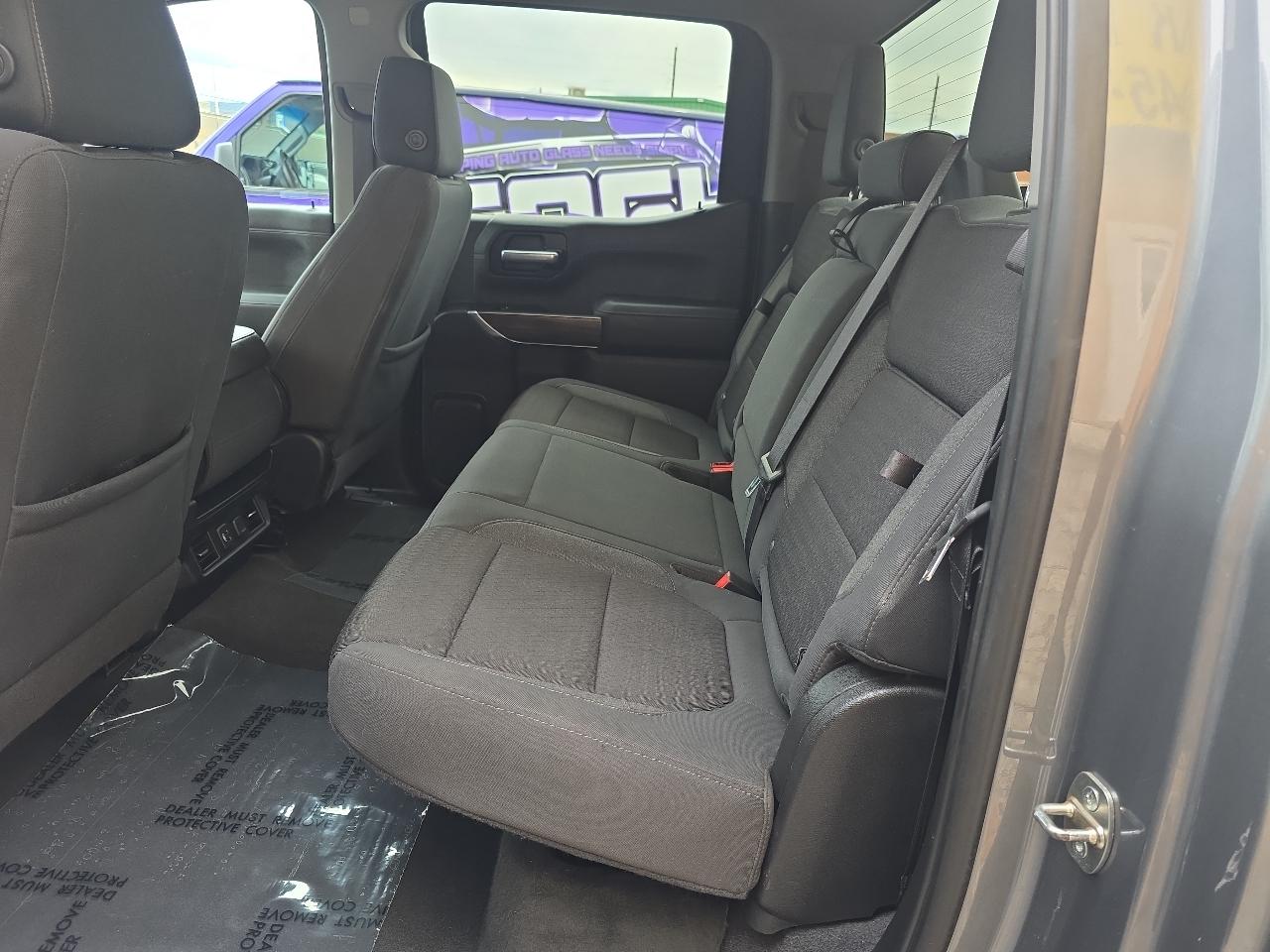 Chevrolet Silverado photo 9