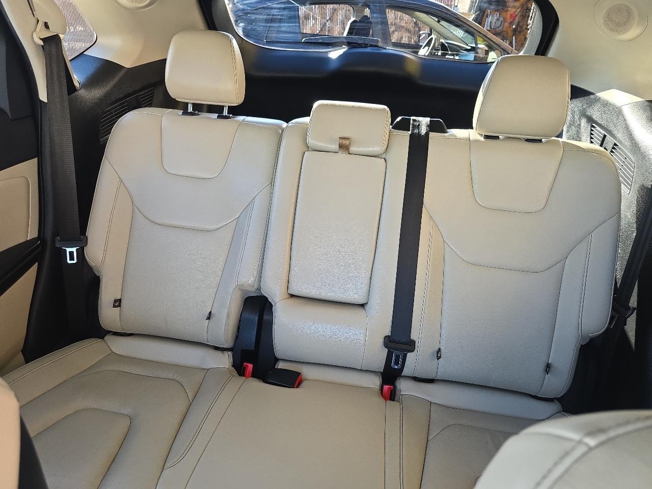 Ford Edge photo 13
