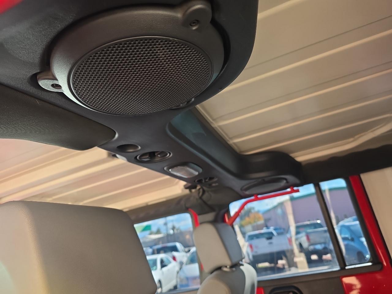 Jeep Wrangler Unlimited 4WD 4dr X 2009