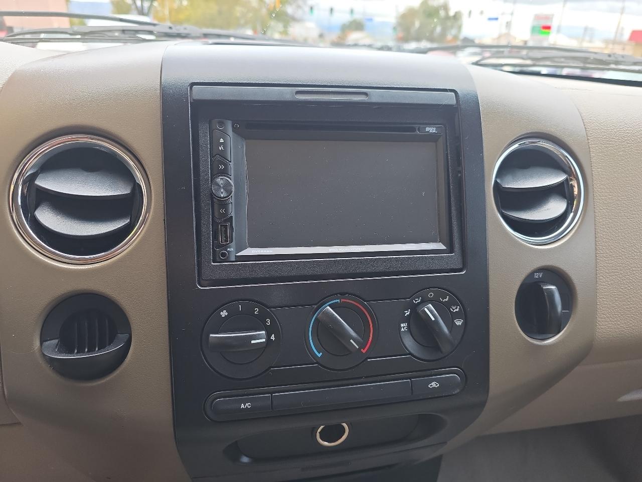 Ford F-150 2WD SuperCrew 139" XLT 2007