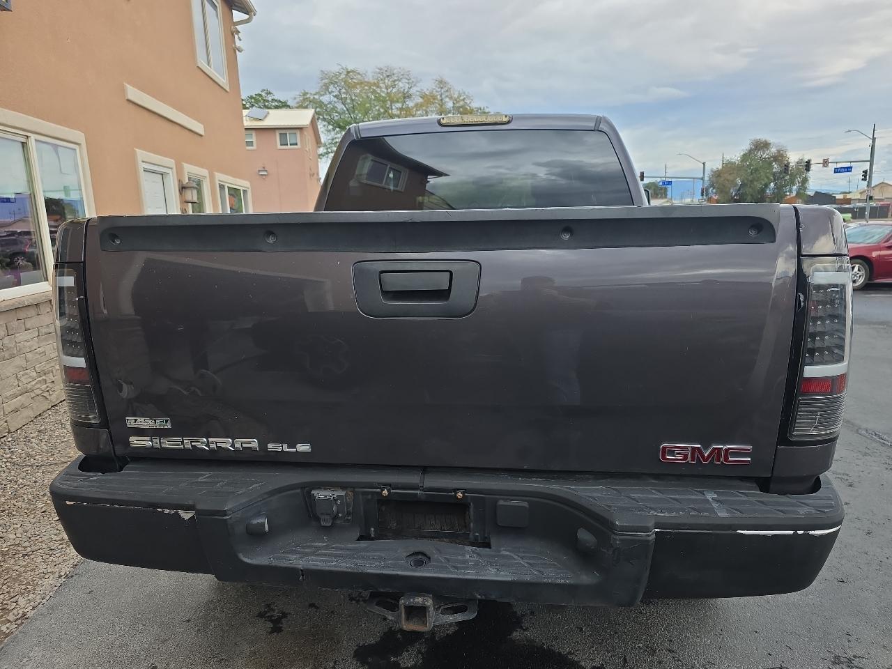 GMC Sierra 1500 4WD Crew Cab 143.5" SLE 2010