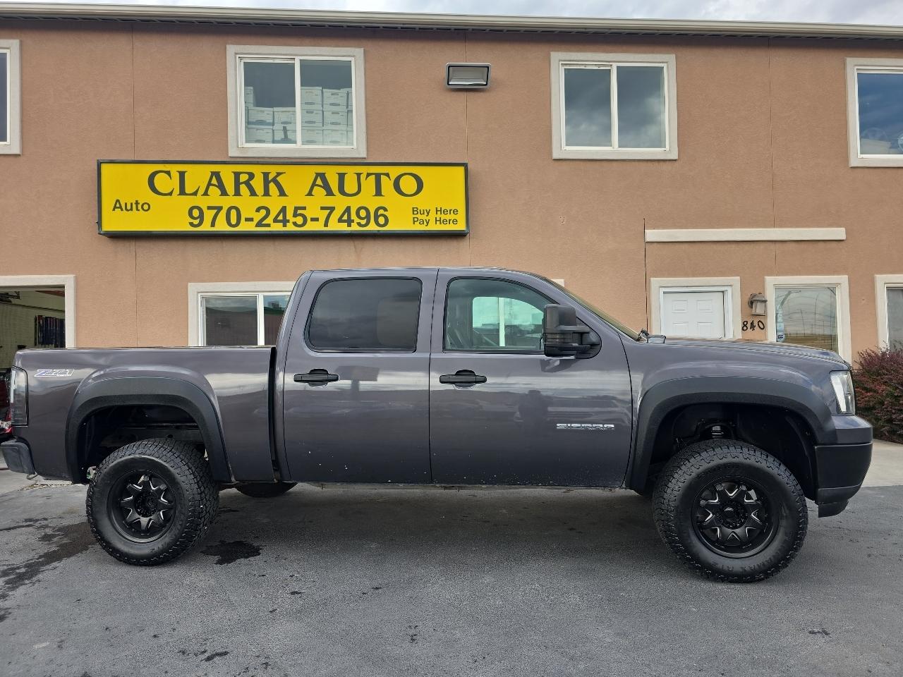 GMC Sierra 1500 4WD Crew Cab 143.5" SLE 2010