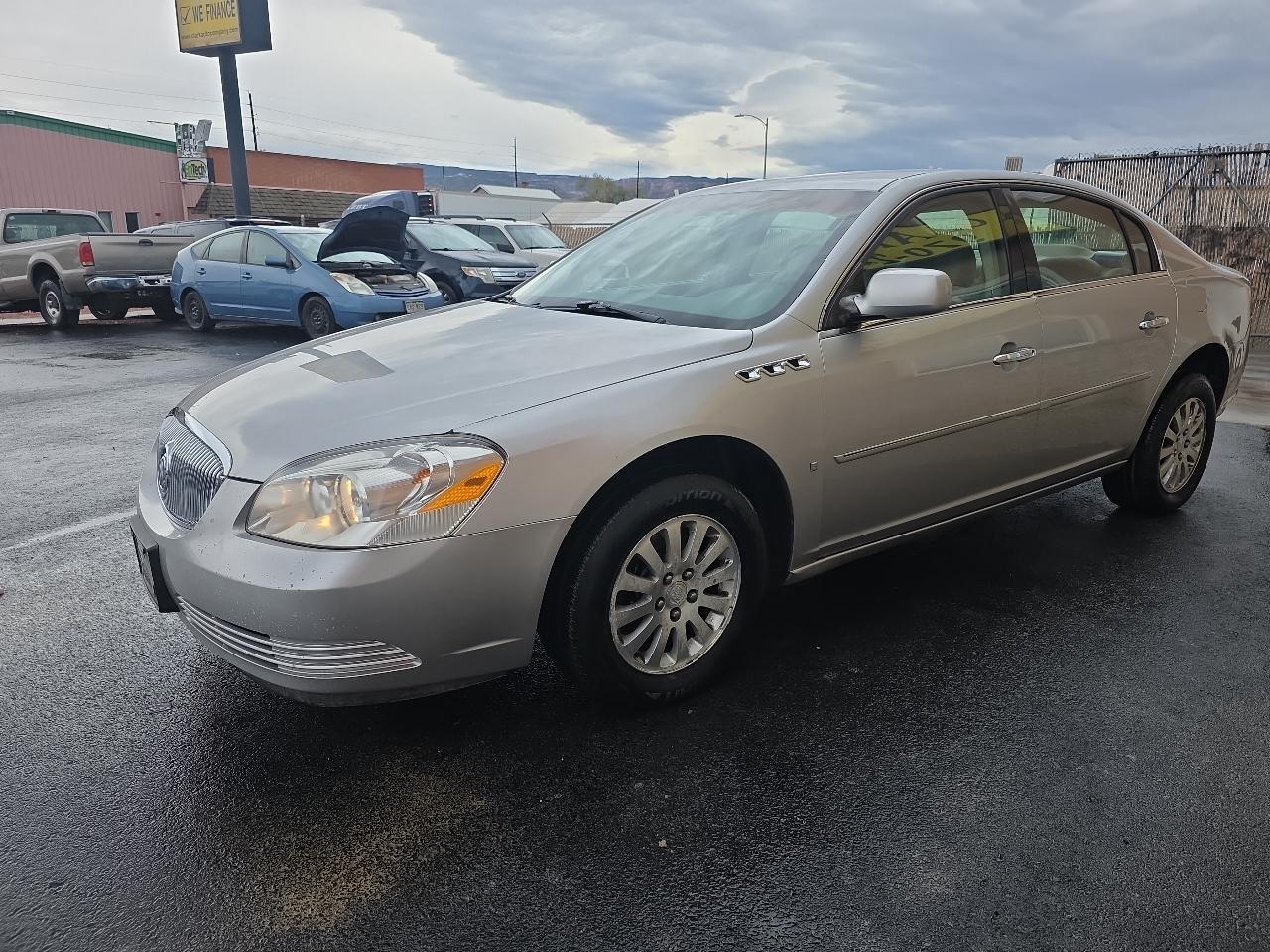 Buick Lucerne 4dr Sdn CX 2006