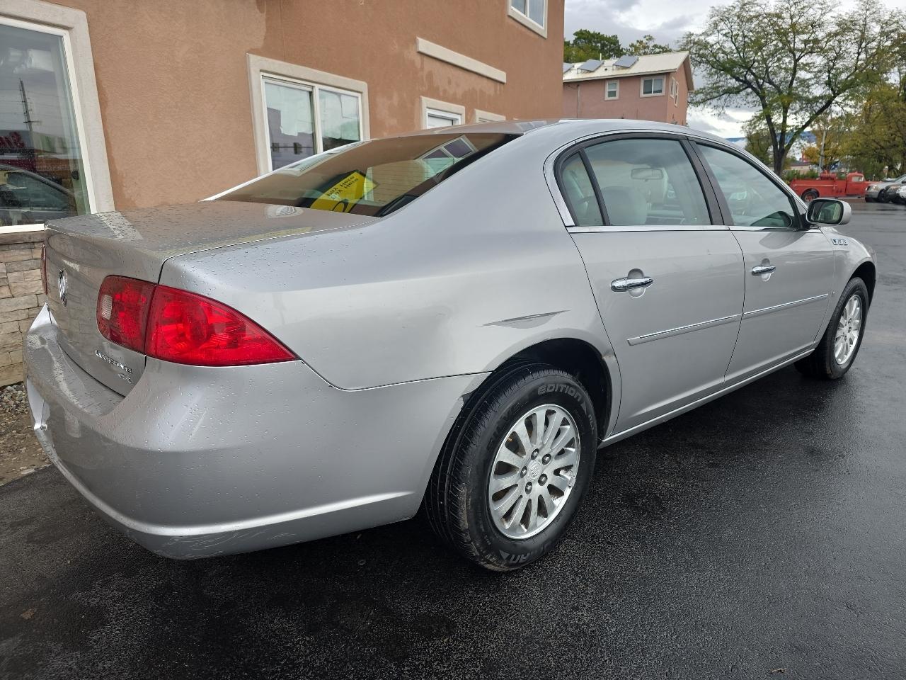 Buick Lucerne 4dr Sdn CX 2006
