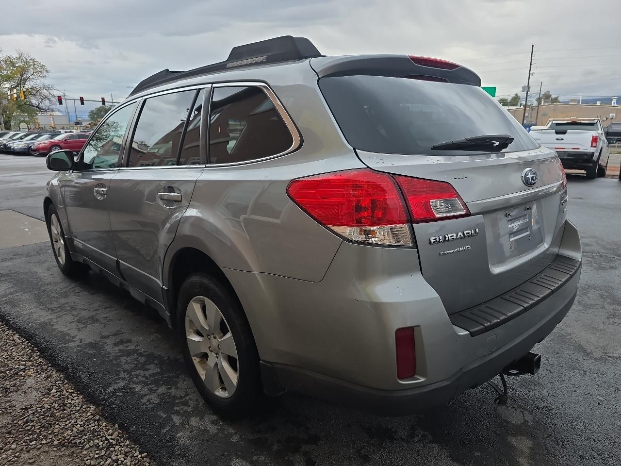 Subaru Outback 4dr Wgn H4 Auto 2.5i Prem AWP 2011