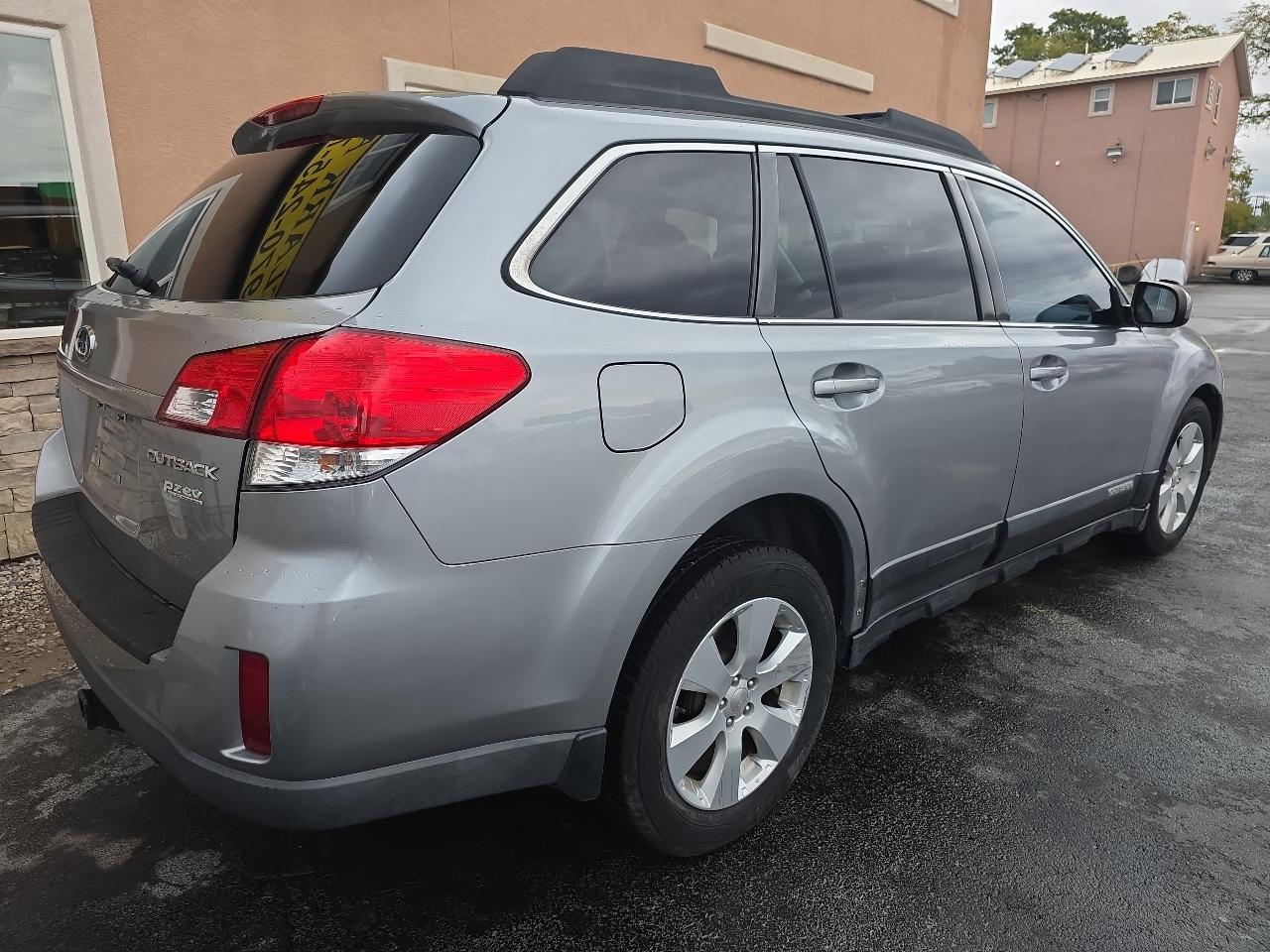 Subaru Outback 4dr Wgn H4 Auto 2.5i Prem AWP 2011